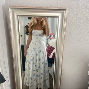 Source Unknown Blue Floral Maxi Dress